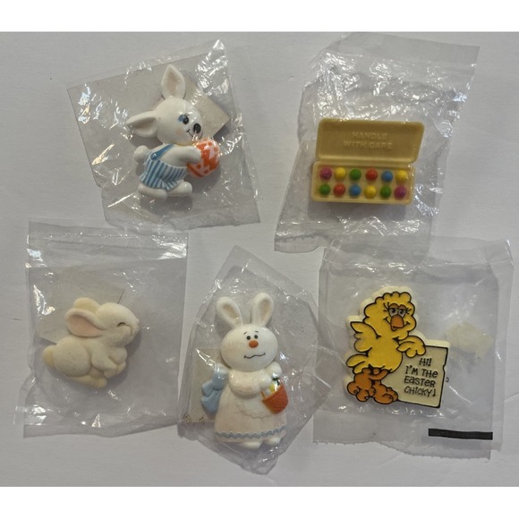 Hallmark Vintage 70's & 80's Easter Pins - 5 Set - Still SEALED‎ W/Tags - Picture 1 of 13